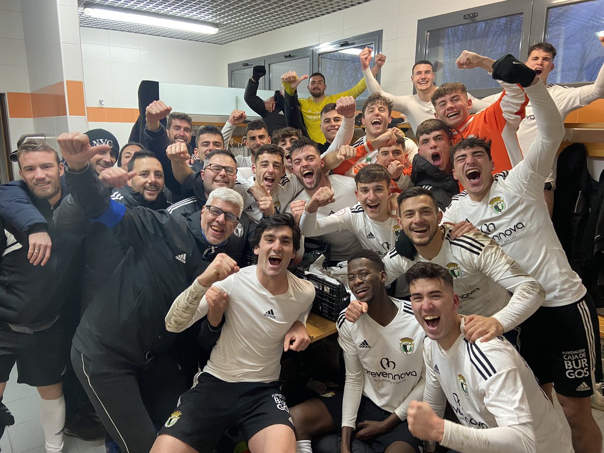 ¡ASÍ SE SIENTEN LOS TRES PUNTOS EN CASA! 💪🏼 ⚪️⚫️

#LaFactoríaBCF