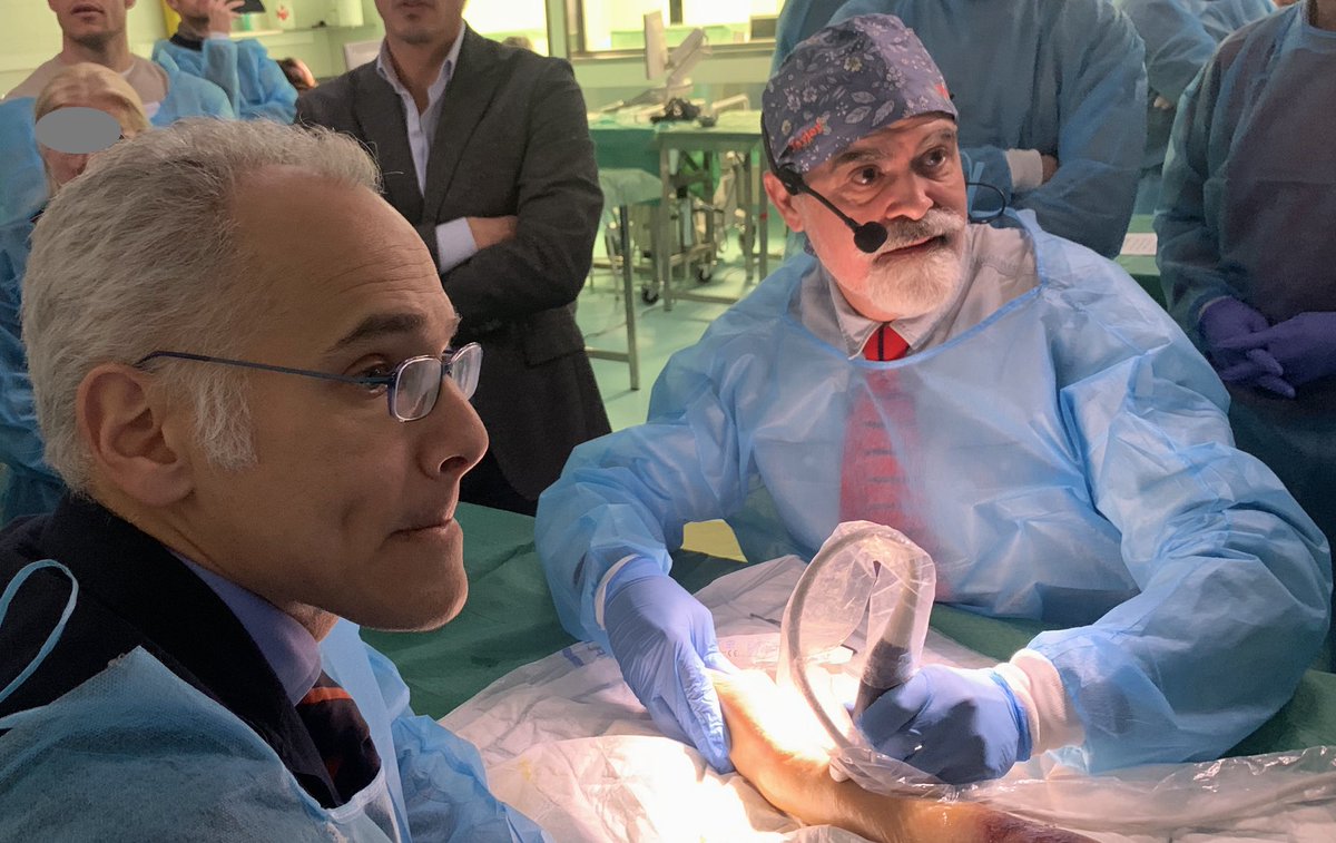 Hemos aprendido y disfrutado mucho en el Curso de #ecografia #MSK avanzado de muñeca organizado por <a href="/seecografia/">SEECO</a> y dirigido por <a href="/dr_fjferreira/">Javier Ferreira</a> Gracias a la participación de <a href="/Olivemares/">Olivier Mares</a> <a href="/HOMIDFAHANDEZH/">HOMID FAHANDEZH</a> y <a href="/Dr_Corella/">Dr. Fernando Corella</a>