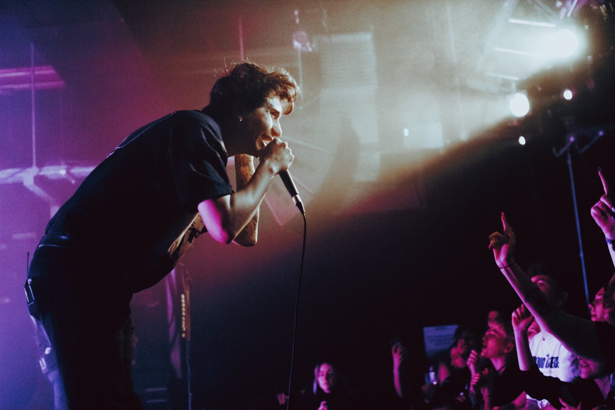 Jess ✨ (@jesss_x3) on Twitter photo I don’t do much shows anymore but I really enjoyed shooting <a href="/HoldingAbsence/">Holding Absence</a> last week 📸🖤 I don’t do much shows anymore but I really enjoyed shooting <a href="/HoldingAbsence/">Holding Absence</a> last week 📸🖤