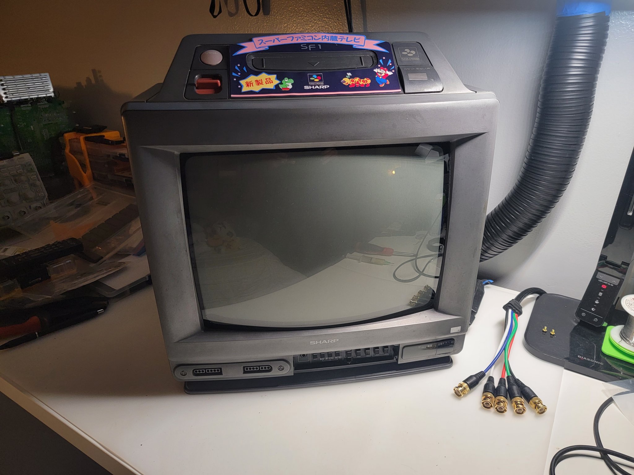 スーパーファミコン内蔵テレビ SHARP 14G SF1 映像機器 | endageism.com