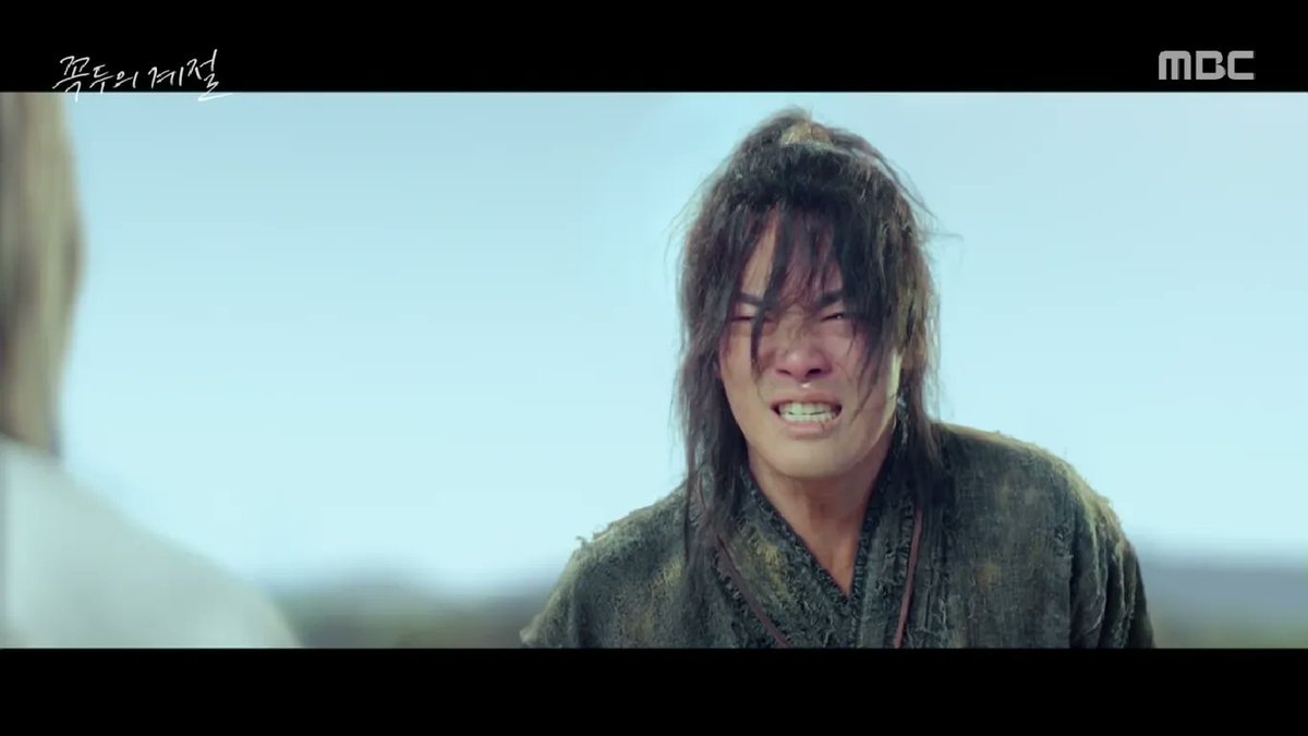 songjunghae's tweet photo. Actor with unrivaled concentration, excellent interpretation of scripts, and abundant expressions.

Look at his acting; his emotions are out of this world! No wonder the director praised Jung Hyun a lot!

#kokduseasonofdeity
#kokduseasonofdeityep2 #꼭두의계절 #KimJungHyun #김정현 https://t.co/CZrsQ0lnx3