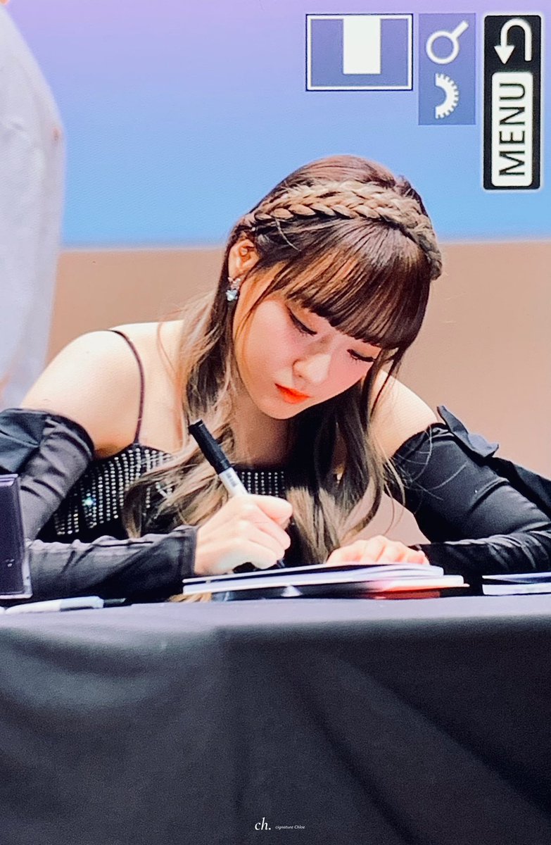 ch_lo2's tweet photo. 230128 클로이 프리뷰

🥺

#시그니처 #cignature 
#클로이 #Chloe
@cignature_J9 https://t.co/axZOsQpxhH