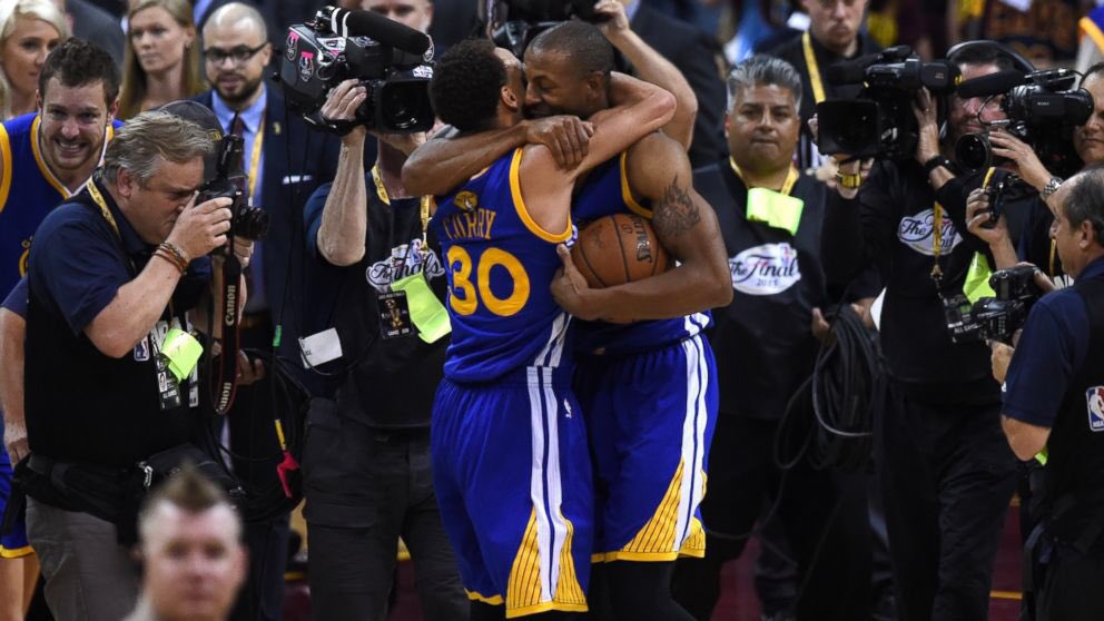 Happy birthday to the Warriors legend and 4-time champ, Andre Iguodala! 