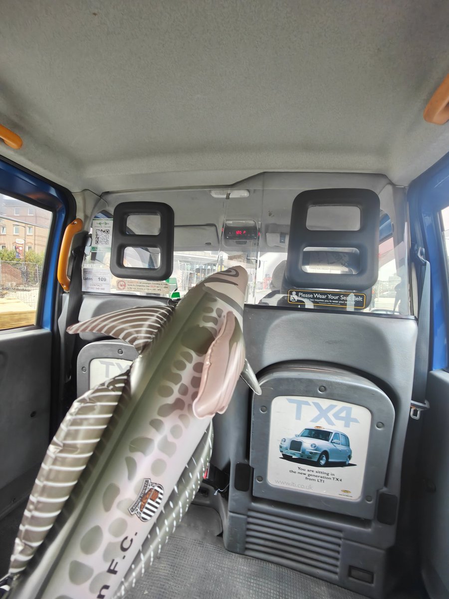 mariner_mighty's tweet photo. Let's back the boys 🐟🐟🐟 
#harrysontour 
#GTFC 
@officialgtfc https://t.co/Glbb1bbasL