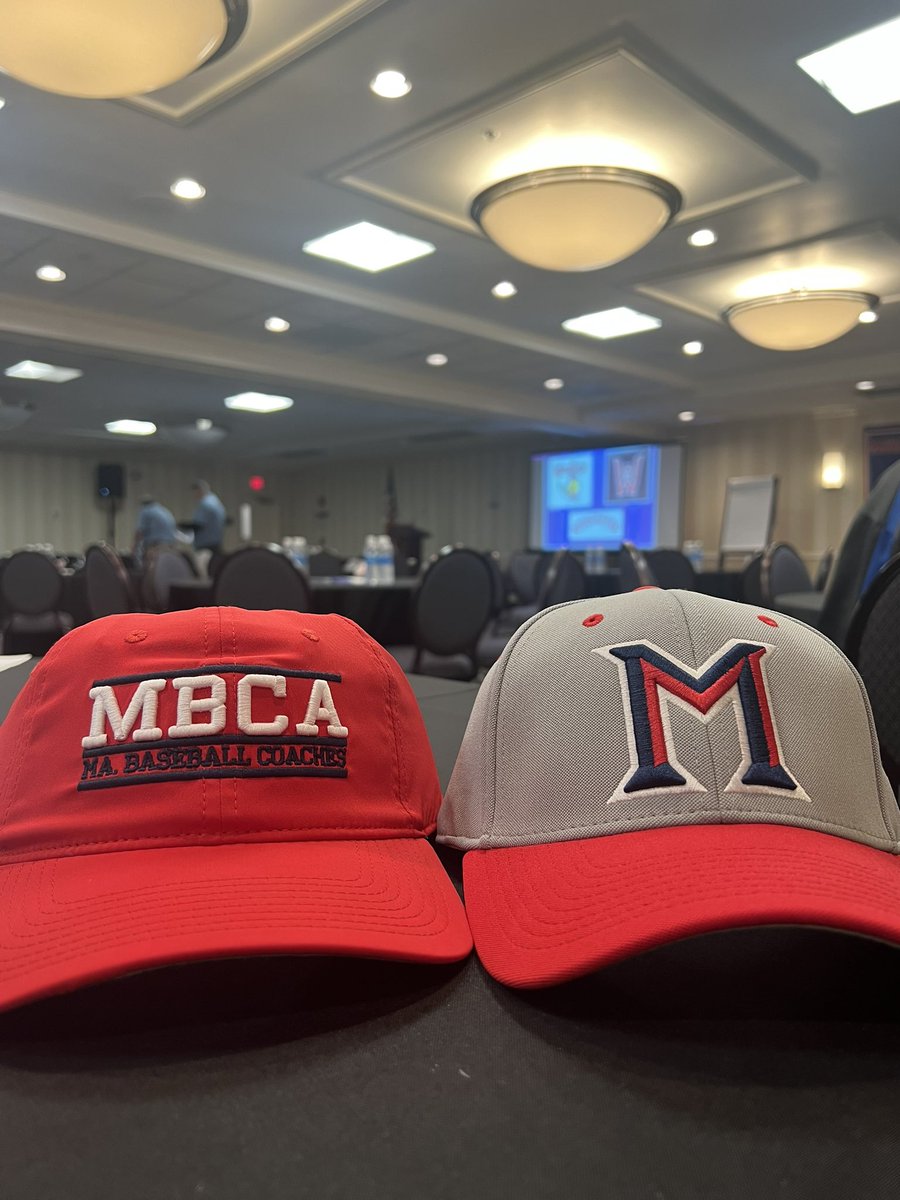 CoachWalsh3's tweet photo. Back at @MassBCA Annual Clinic #DAY2 https://t.co/71CGzFrJJU
