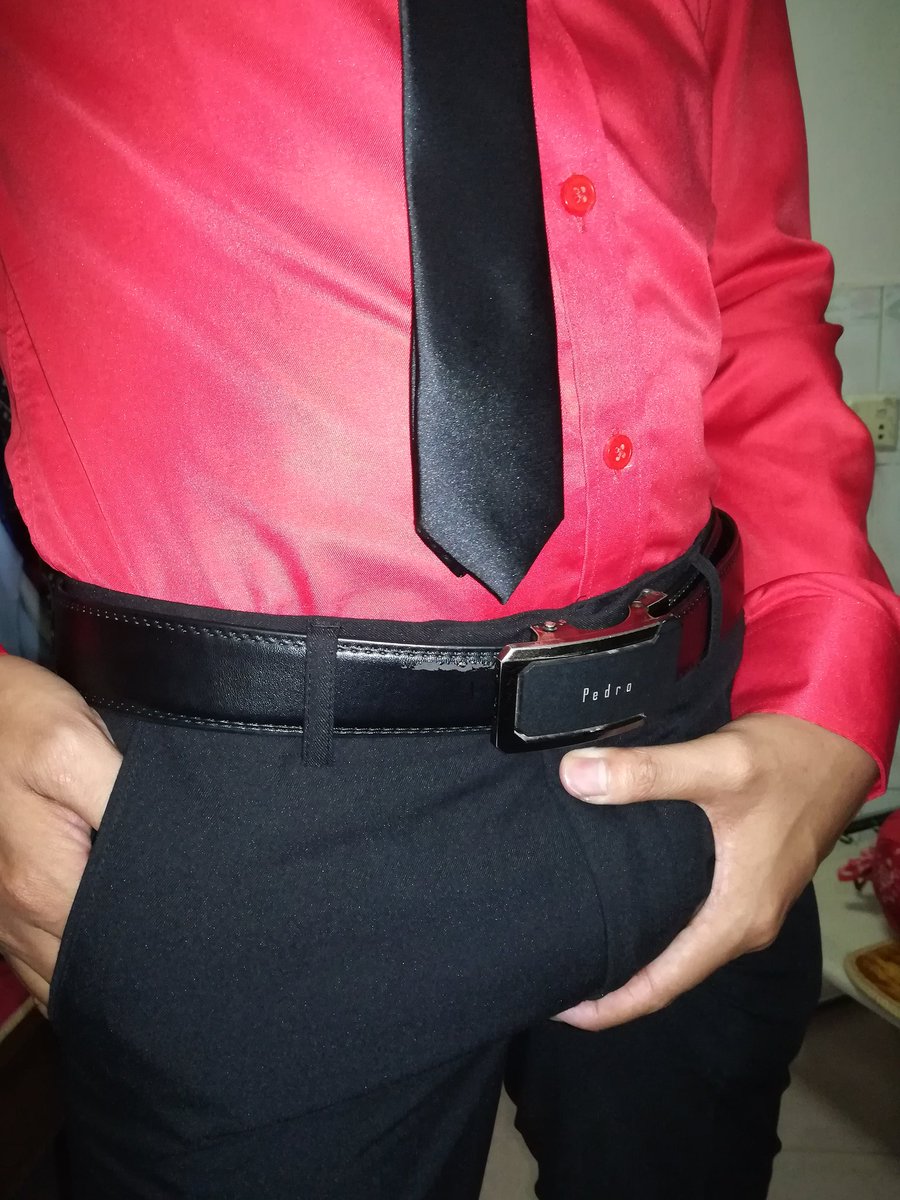 mago20201109's tweet photo. #Red_Black
#Suit https://t.co/9i19AawOqB