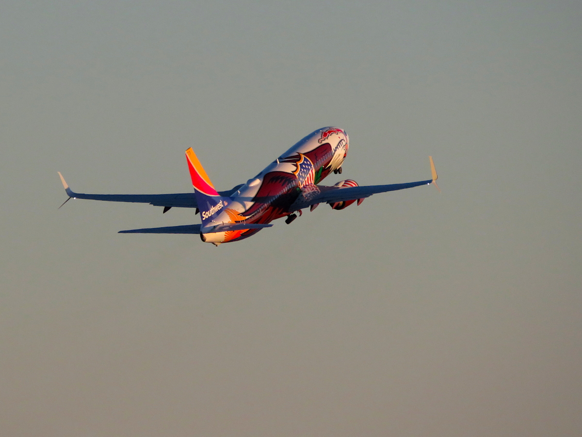 PNS_Spotter's tweet image. .@SouthwestAir B737-800 Illinois One @flypensacola 01/06/23 #Planespotting #AvGeek #SWApic