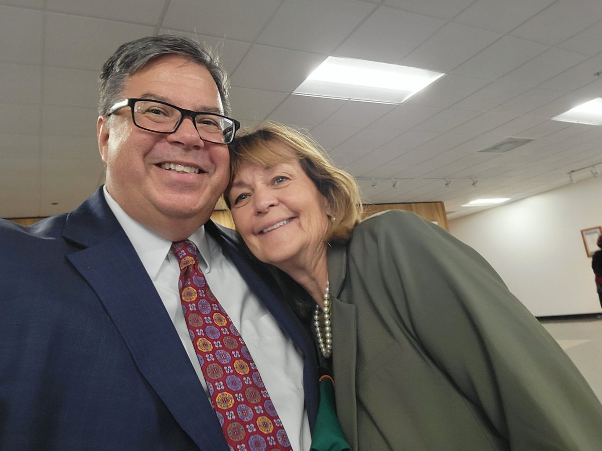 It's always a good day when I get to spend time with @drpatwhitely , a colleague, mentor, friend, and fellow @univmiami alum. Image from the investiture reception for Dr. Richard Walker as the 6th President of @UHClearLake .