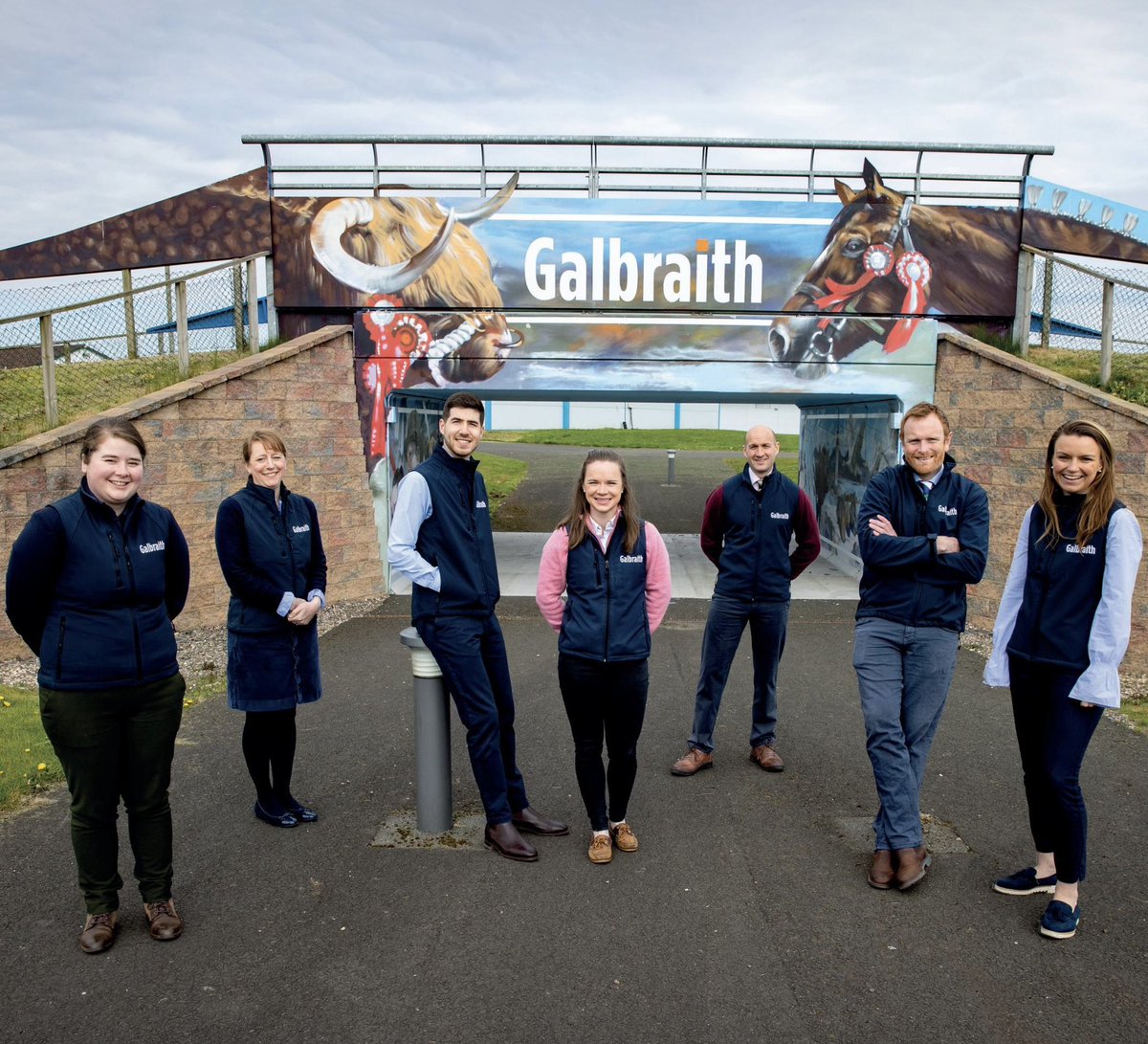 Join Our Team | January dragging on a bit? Current role not quite ticking all the boxes? Make the move! 

Current vacancies: 

🔸 Rural Surveyor
🔹 Agricultural Consultant
🔸 Director of Natural Capital
🔹 Forest Manager 

📲 galbraithgroup.com/careers/career…

#jobopportunity | #recruiting
