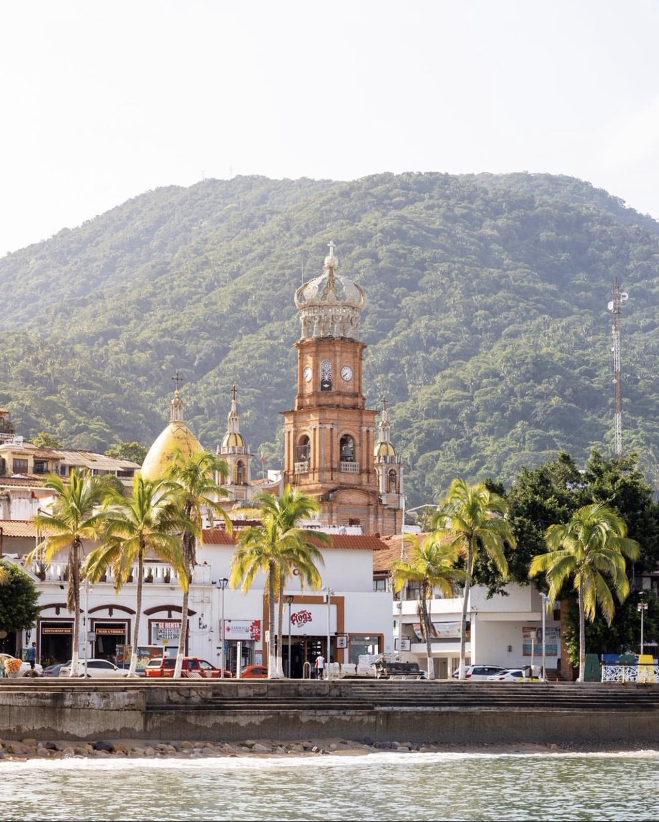 Puerto Vallarta, Mexico 🇲🇽 📸: @Milanthakkar1 | IG