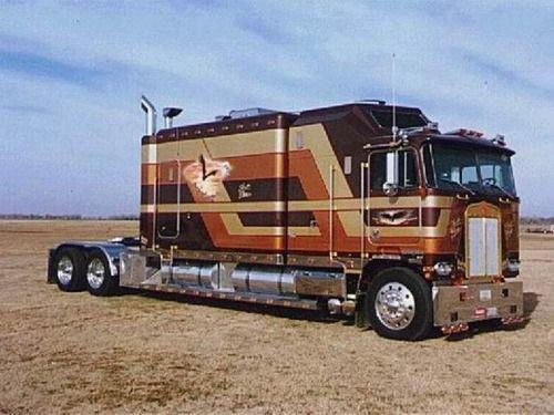 KW CABOVER ROLLING CONDO