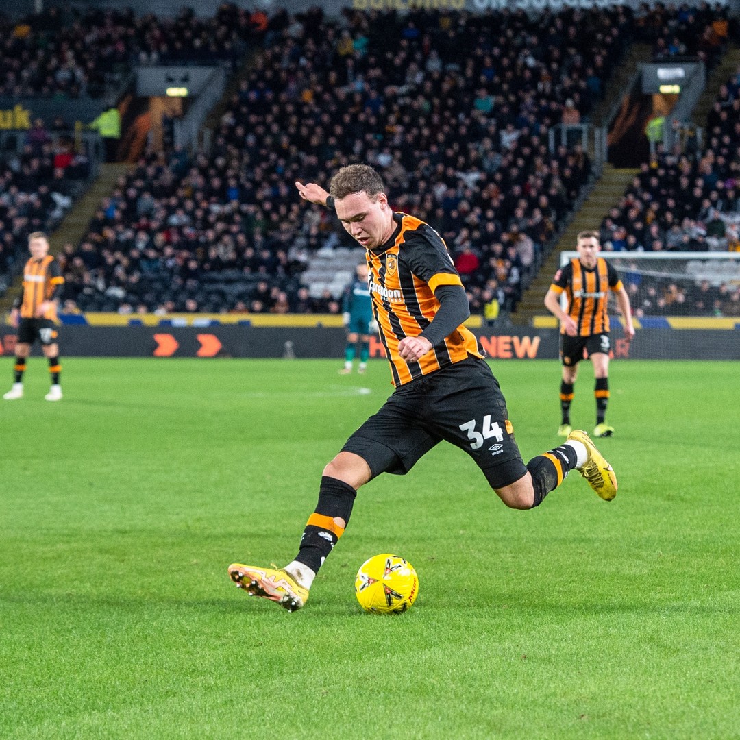 It's matchday for <a href="/HullCity/">Hull City</a> who today take on <a href="/QPR/">QPR FC</a> at the MKM Stadium. Unbeaten in 4, can they make it 5? 🟠⚫️

Comment your score predictions! ⚽ 

#HullCity #QPR #Football