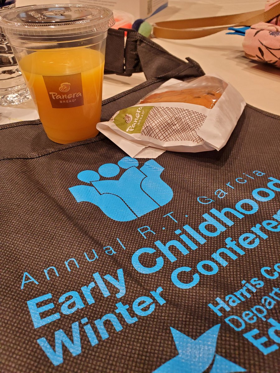 Ready for a day of learning! Excited teachers greeted by warm coffee and breakfast on a rainy Saturday. Thank you <a href="/HCDEtx/">Harris County Department of Education</a> #ECWC2023 <a href="/ChancellorComet/">Chancellor Elementary</a> <a href="/MrsSotoPreK/">Jennifer Soto</a> @Luptonkinder <a href="/Rabideau_PreK/">Mrs. Rabideau</a>