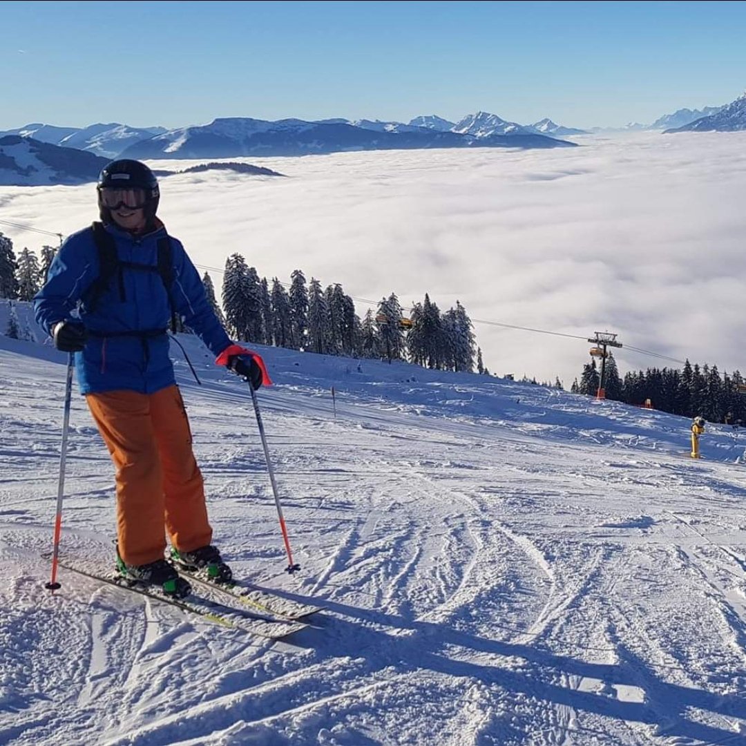 TheSkiClub's tweet photo. No January blues for the Ski Club members, just bluebird days on the slopes! Check out the incredible photos from our rep resorts this week!
You can find out more about our rep service here: https://t.co/pVXeRKcn0p
#SCGB #RepResort #SkiReps #Skiing #Snowsports #SkiingHoliday https://t.co/i09bgpghe5