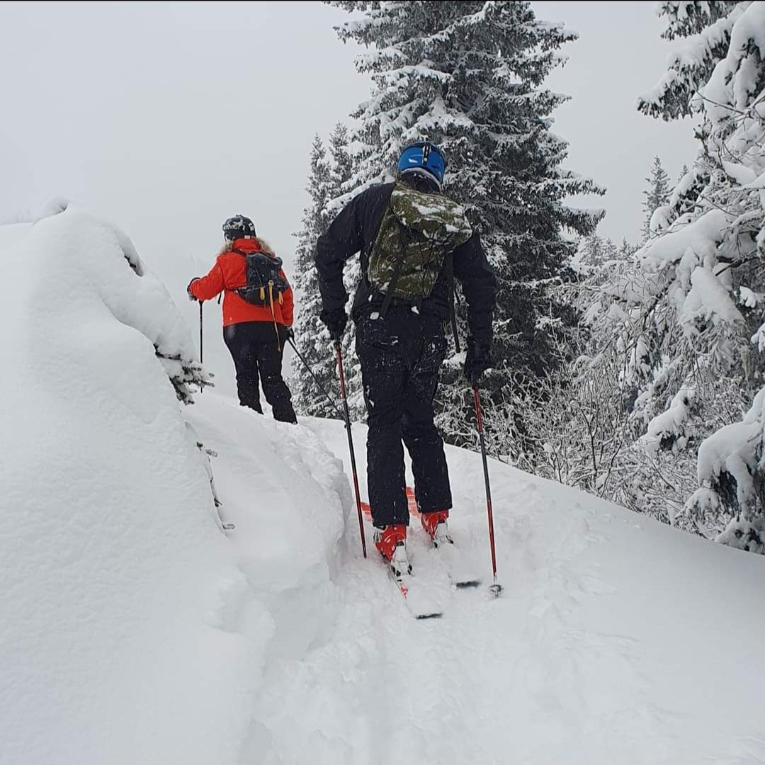 TheSkiClub's tweet photo. No January blues for the Ski Club members, just bluebird days on the slopes! Check out the incredible photos from our rep resorts this week!
You can find out more about our rep service here: https://t.co/pVXeRKcn0p
#SCGB #RepResort #SkiReps #Skiing #Snowsports #SkiingHoliday https://t.co/i09bgpghe5