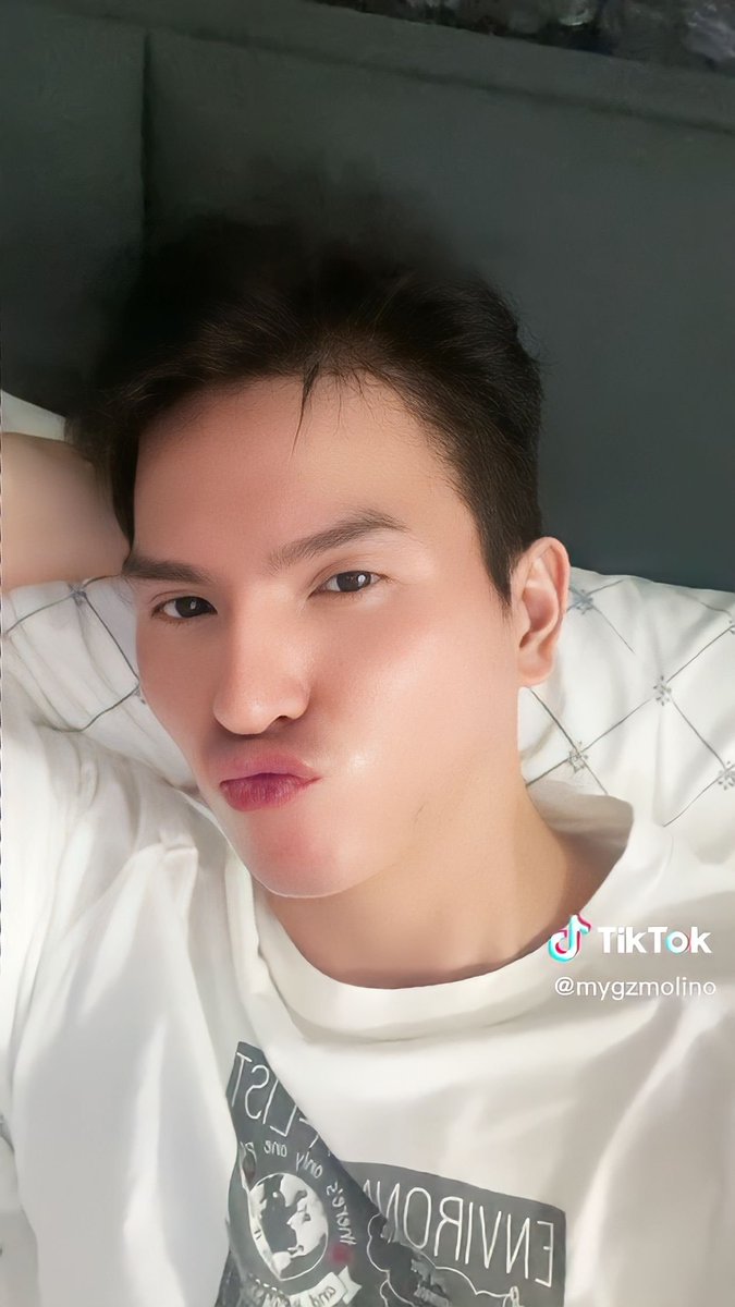 The humble with a golden heart

MYGZ MOLINO AWARD

#MygzRoyaltyAward2023