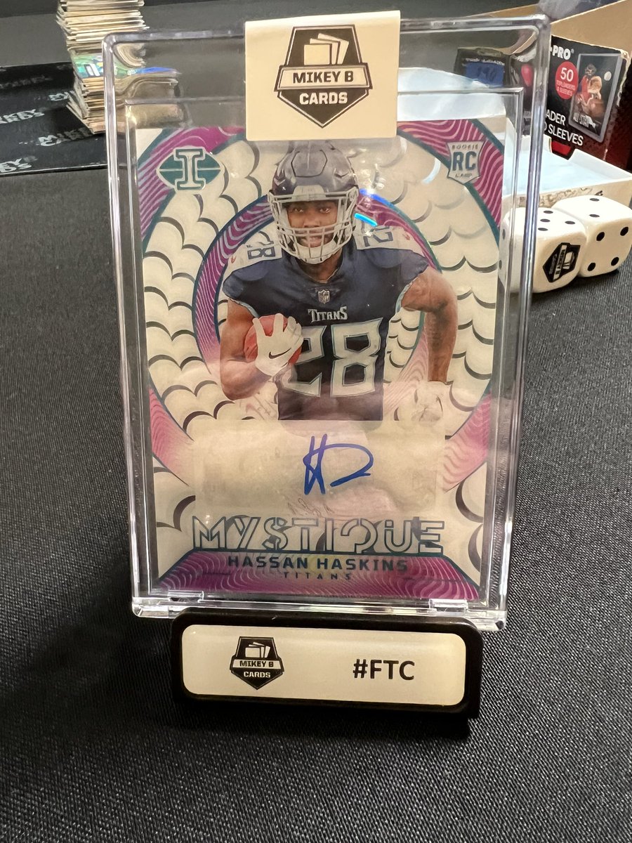 mikeyBcards's tweet photo. Alright Crew. Here were some of the crazy hits from last night. In no particular order. Way too many good ones to just do a top 4. 
Cruz auto /10
Haskins 1/1 https://t.co/ynFRntg4Cn