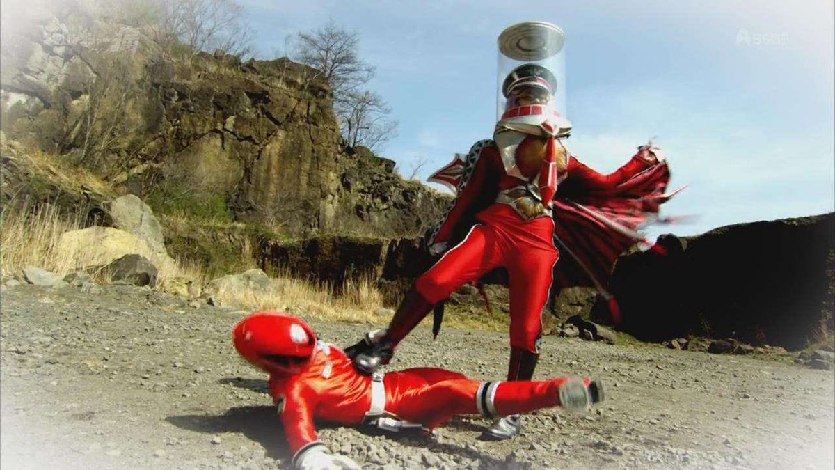 KeeSpoons23's tweet photo. Down goes the Power Ranger. Cj Martin eliminated by Sara Barb shortly after being eliminated from Mr. Cherokee. #morphingtime https://t.co/Z1TjbOhu1P