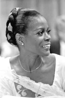 Remembering #CicelyTyson 🤩
'I think when you begin to think of yourself as having achieved something, then there's nothing left for you to work towards. I want to believe that there is a mountain so high that I will spend my entire life striving to reach the top of it.'