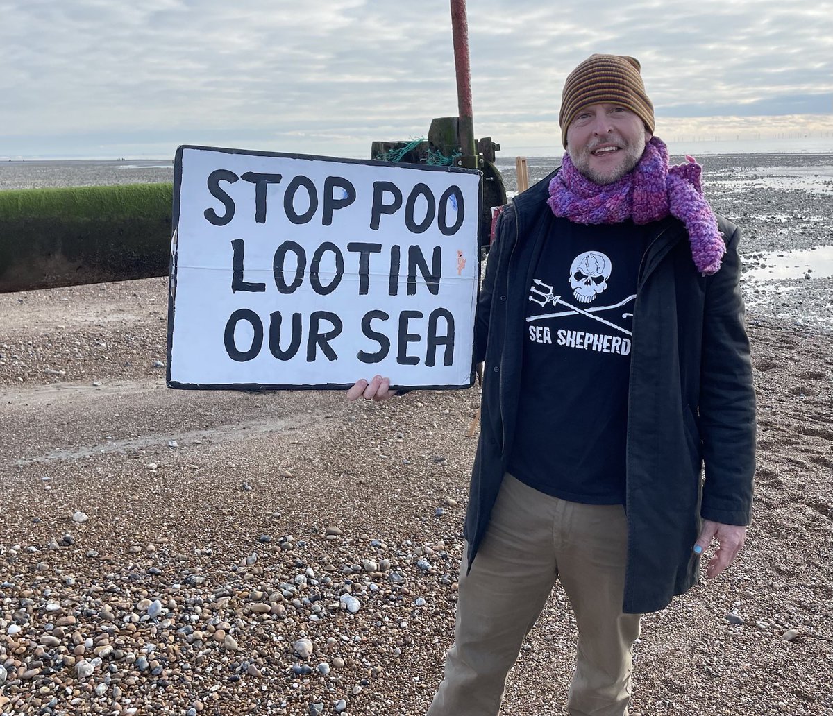 XRWorthing's tweet image. Some fab placard’s out today, for start of the #DirtyWater campaign

#Worthing #CutTheCrap