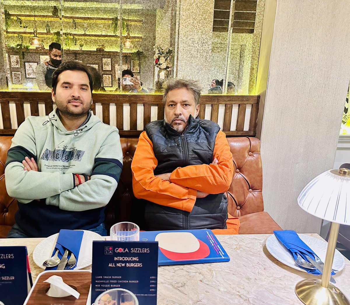 kushsharma_adv's tweet photo. #Father_Son duo❤️
#Dinner after long time
#GolaSizzler #KhanMarket https://t.co/qjTfcJn1tj