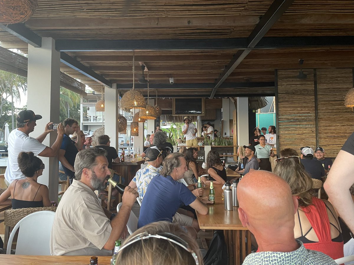 bitcoinboodle's tweet photo. My first #bitcoinmeetup and it was on #bitcoinbeach in #elsalvador 😎😎😎 #bitcoin https://t.co/4YMIfGVkAa
