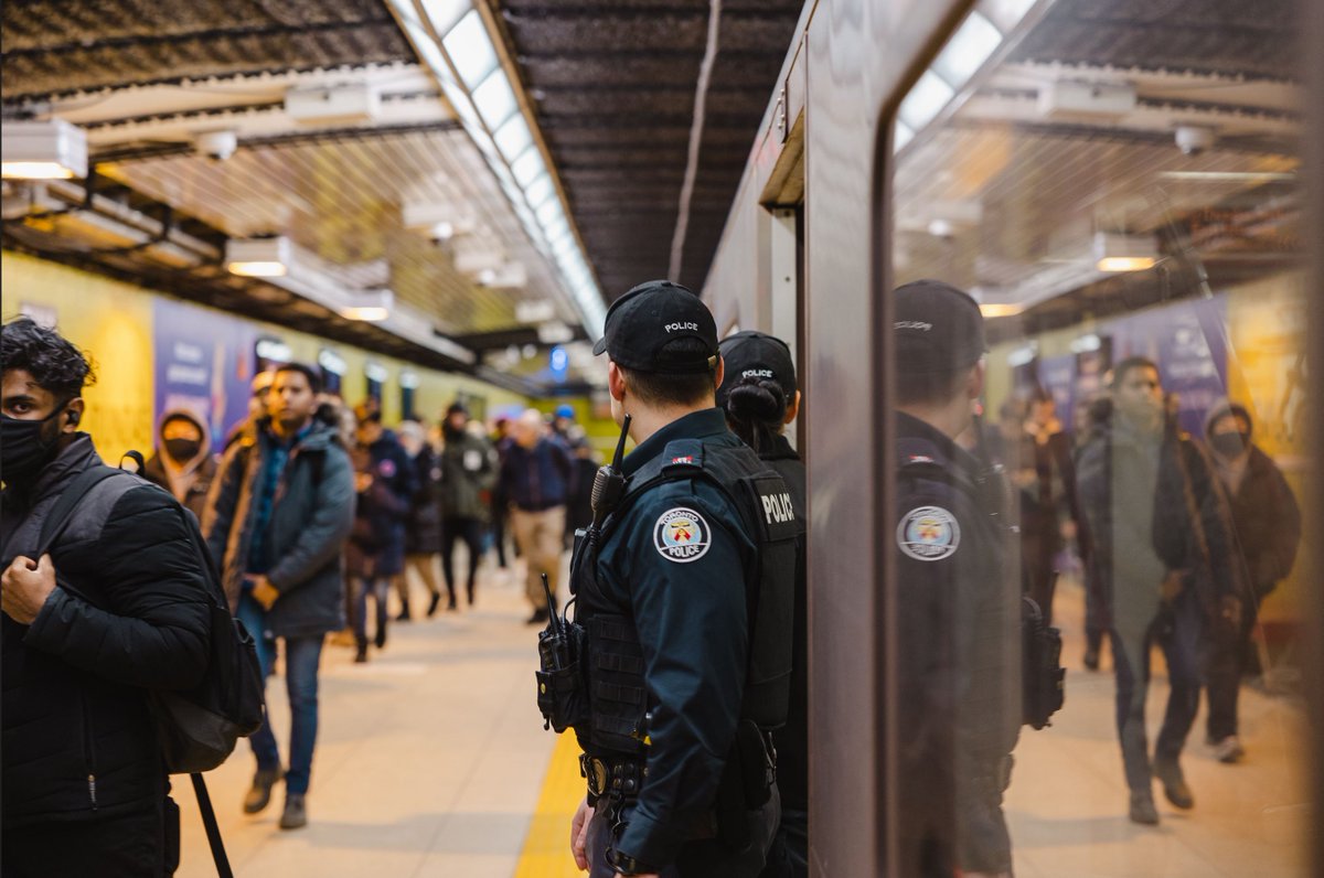 TorontoPolice's tweet image. On patrol @ Dundas station #TTC #safety