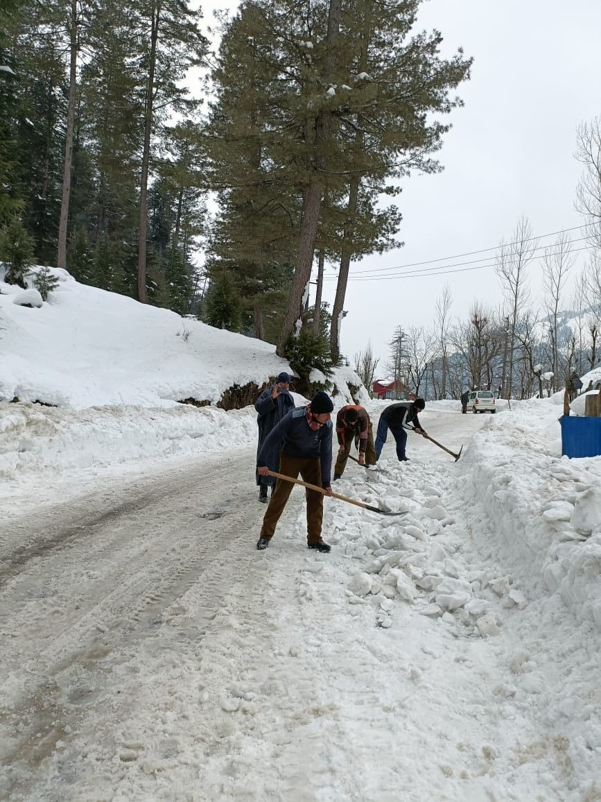Come all! 
Let's together enjoy the hidden tourism amusements of Kupwara!! 

#KupwaraWinterCarnival
Starting tomorrow on 29th Jan

<a href="/OfficeOfLGJandK/">Office of LG J&K</a> 
<a href="/diprjk/">Information & PR, J&K</a>
<a href="/JandKTourism/">Jammu & Kashmir Tourism</a>
<a href="/tourismgoi/">Ministry of Tourism</a>