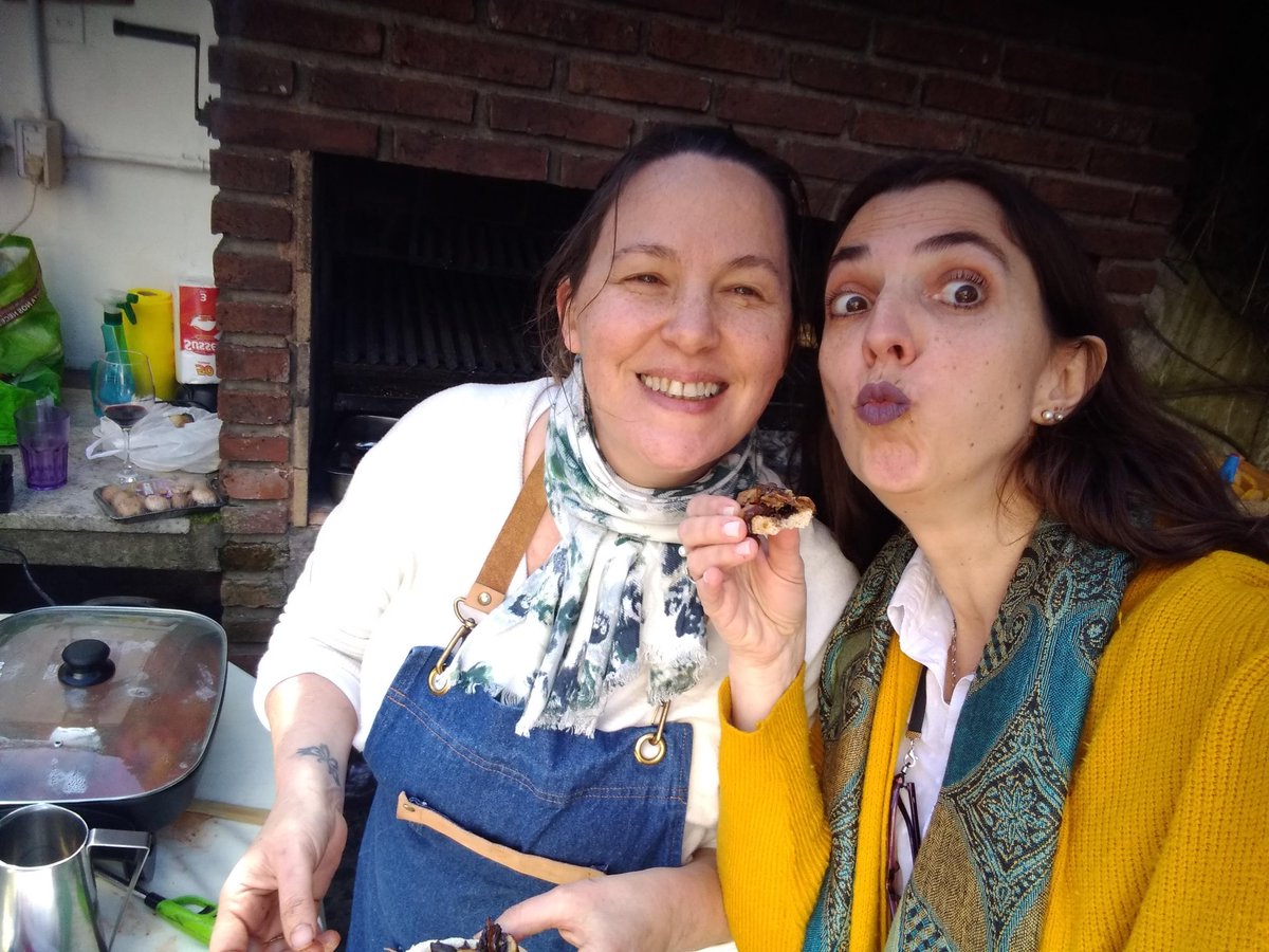 rosaescayola's tweet photo. @ElPolaco_44 @embasadores @churreriaeltopo @lacorderoes @TheBairesMarket @vanalaeropuerto @FMilanessi @AmadorSanchezUE @arielsignetti @elguisodebagre @Silnari @ArtesanosCocina @doloserra72 @SergioMohadeb @MainContact1 @mfatimasaenz @TadeoGZ @Lasucrerieba @IlSalumiereok @LaBluevinos @bodegas_e @PepsiArgentina Agrego más fotos de buenos momentos compartidos 🥰 #embASADORes https://t.co/x8SJtSxugk