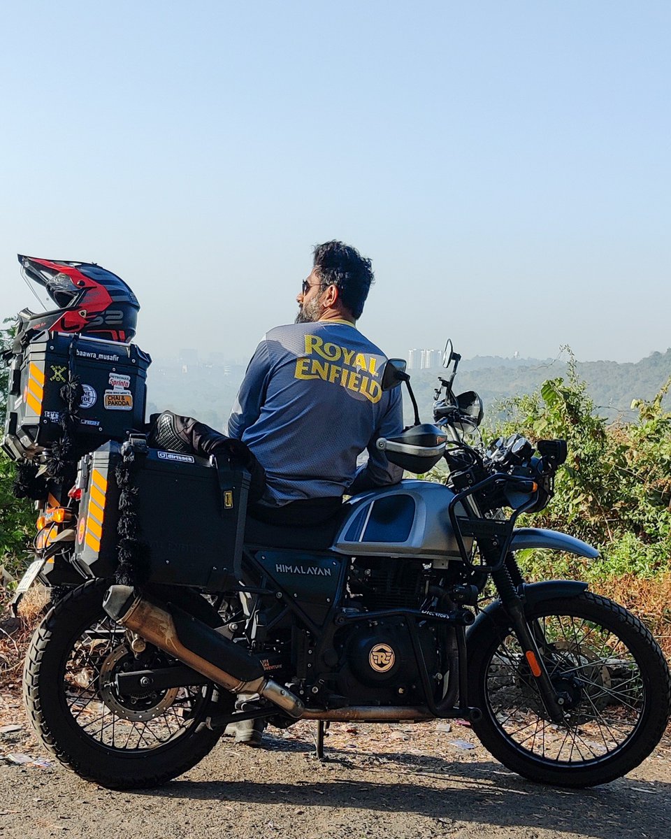 samisayyed9's tweet photo. POV: Your motorcycle complements your personality ❤️

@royalenfield 

#RoyalEnfield #bikerlife https://t.co/vZz6fwhiog