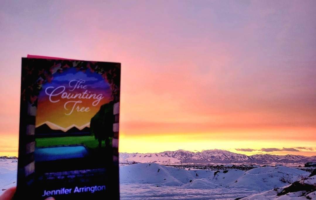 Sunset over the Stansbury Mountain Range west of Salt Lake City. 
Thank you, Kim, for this latest #adventuresofthecountingtree picture. I love it🥰🥰🥰
#christianfiction
#contemporarychristianfiction
#cleanandwholesomeromance
#inspirationalfiction
