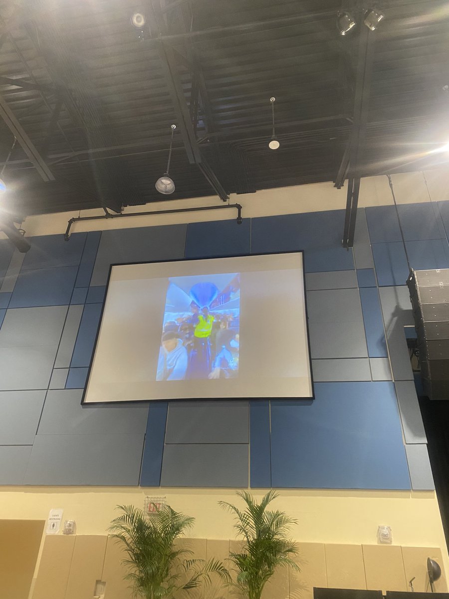 Ashley Barroso tweet media