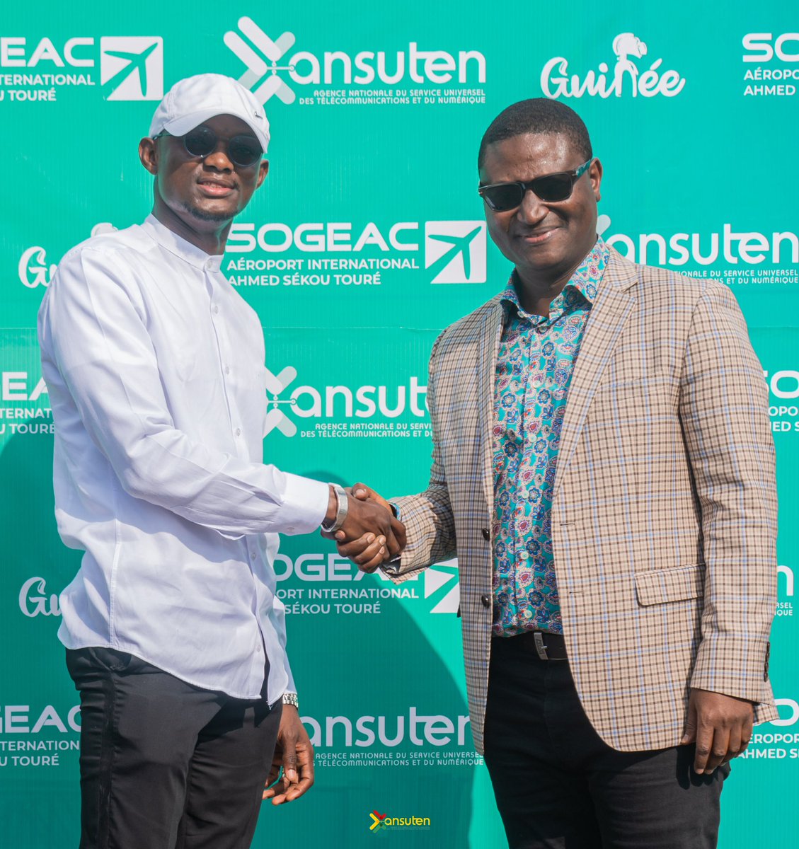 ansuten's tweet image. 𝐋𝐞 𝐖𝐢𝐟𝐢 𝐠𝐫𝐚𝐭𝐮𝐢𝐭 𝐡𝐚𝐮𝐭 𝐝𝐞́𝐛𝐢𝐭 officiellement disponible à l’Aeroport International Ahmed Sekou Touré.

Le développement inclusif et durable du numérique en République de Guinée reste l’une des missions phare de L’ANSUTEN.

#Ansuten #Sogeac #WIFI_AIAST #Guinée
