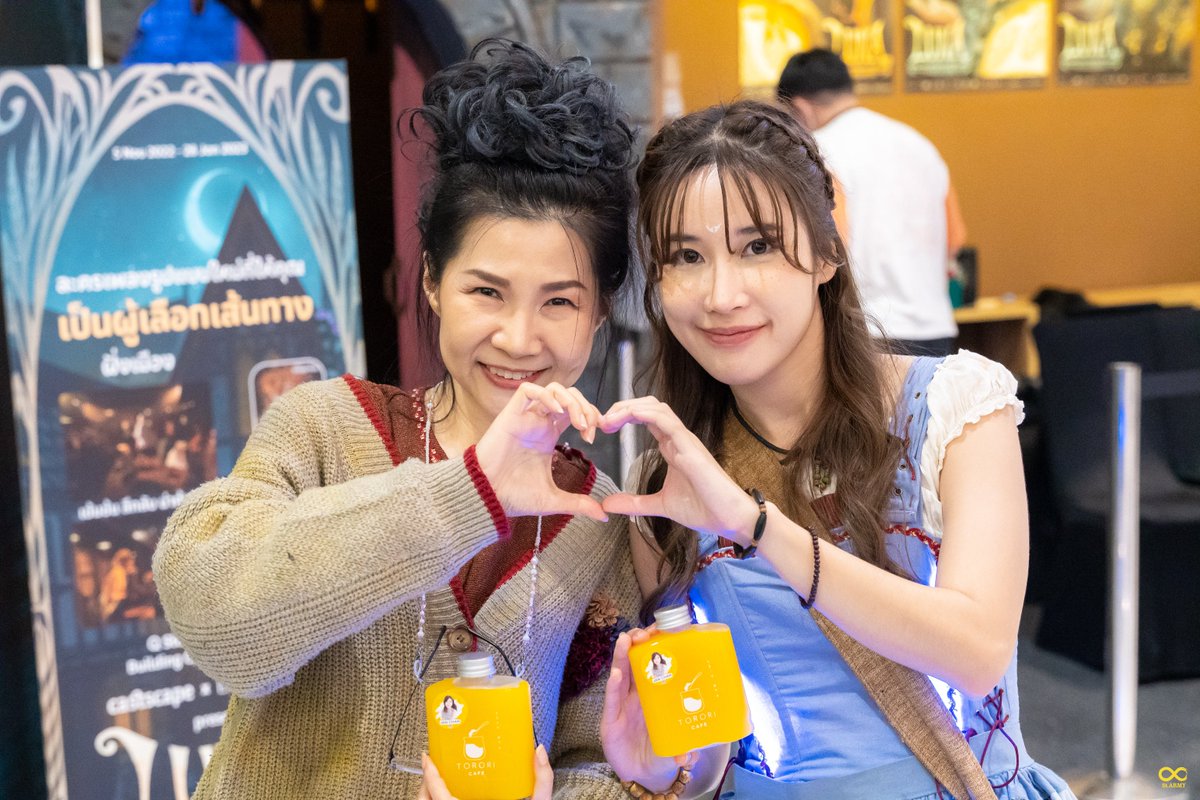 JanChan_StAFans's tweet photo. และที่ขาดไม่ได้เลย.. คือกำลังสนับสนุนจากแฟนคลับ และผู้ร่วมสมทบทุนทุกๆท่านที่ทำให้โปรเจค #FoodSupport ในครั้งนี้เกิดขึ้นมาได้และประสบความสำเร็จเป็นอย่างดีครับ ไว้พบกันใหม่ในโปรเจคถัดไปจ้าา ❤
#JanChan #แจนจัง
#ST_ARMY #TeamJanChan
#LunaTheMusical #CastScape https://t.co/Y2cex2NG97