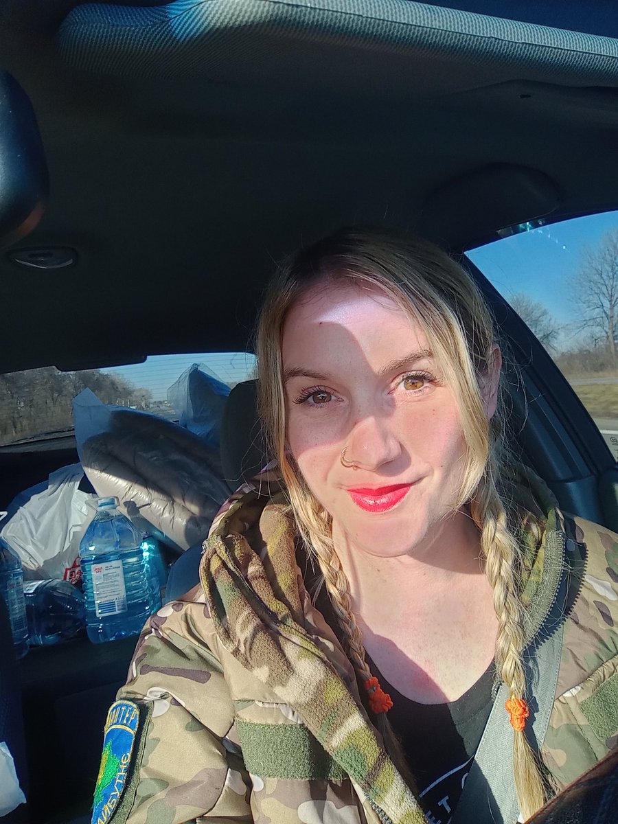 I am on my way home from #Ukraine until Feb 19th but I wanted to say thank you to the person who donated $1000 to Planet Of People yesterday 😭🥺 that's so much food &amp; medicine

🫂

I will make a gofundme for the tractor as soon as I am in #Canada &amp; $ sent now will be calculated