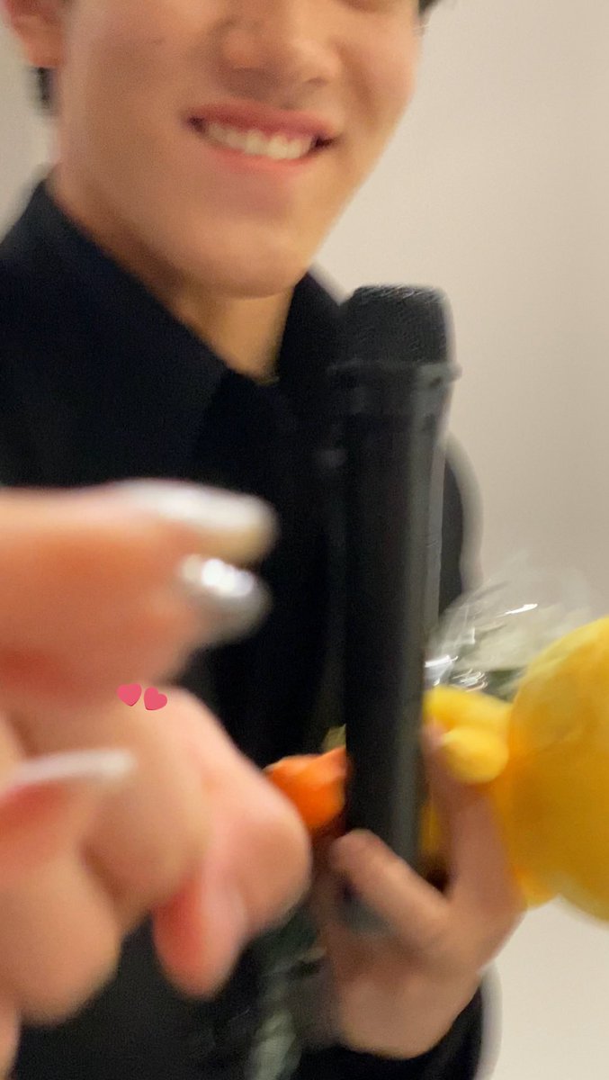 SmileBoyAP's tweet photo. ไอ่เรามันก็จะหัวใจกะนาย ส่วยนายก็จะชกหมัดเรา 5555555 ไอ้ต้าวน้องสี่เอ้ยยยยย 

@tawattannn https://t.co/0dwAALy4b8