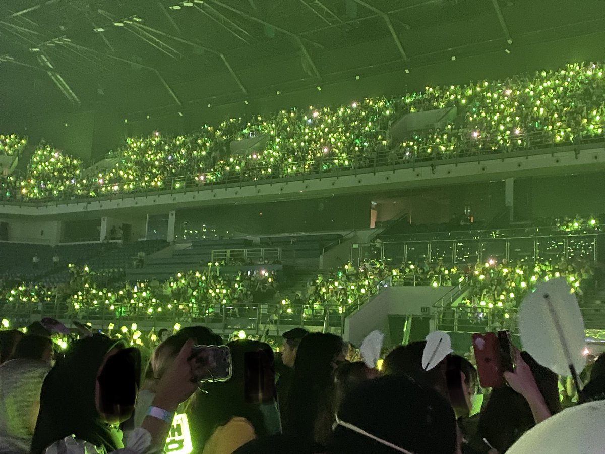_hallyupop's tweet photo. Start saving your MONEY Nctzen! 

Green ocean again coming soon by Q2 hopefully! 💚 https://t.co/dDTdXT2YGs