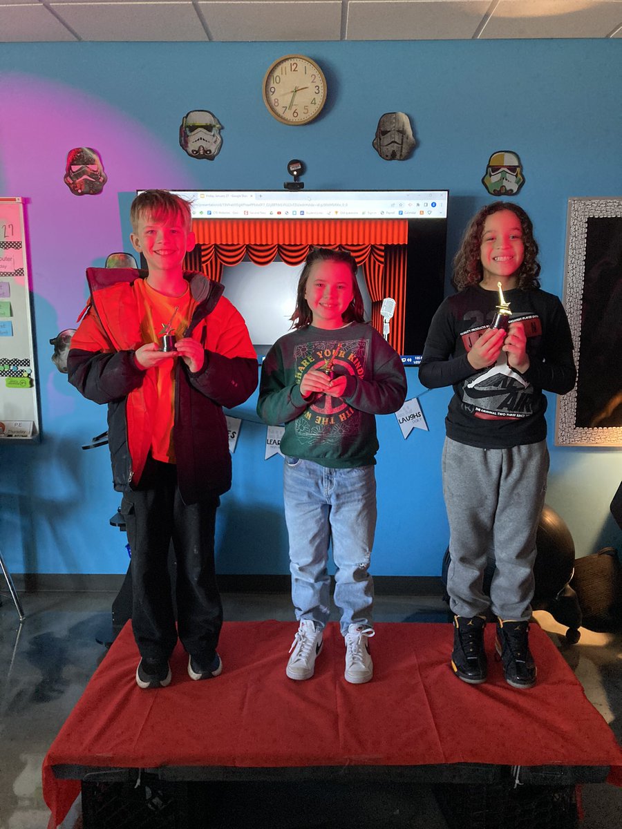 TimetoBragg's tweet photo. In science class, we have been learning about sound and sound waves! On Friday, students brought in homemade instruments to play at our classroom concert! They did an amazing job! I’m always impressed by their creativity! 🏆🎸🥁 @ctetigers @MrsDarnell_CTE @MrsWillis_CTE https://t.co/MK7AKOL3uU