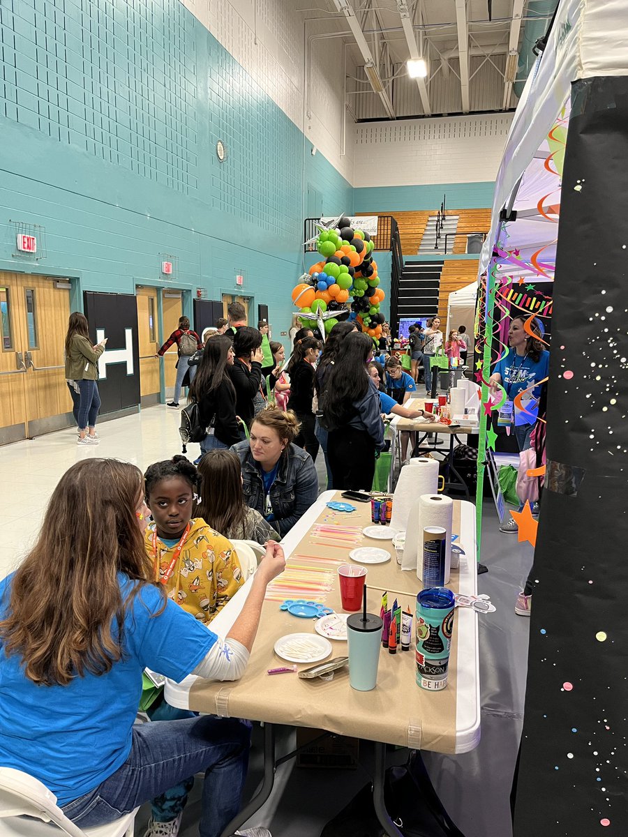 Busy ART booths at the Steam Expo!