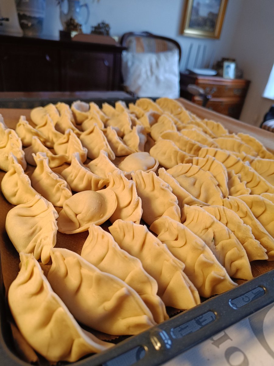 Jeg er forresten stadig i live 🥟