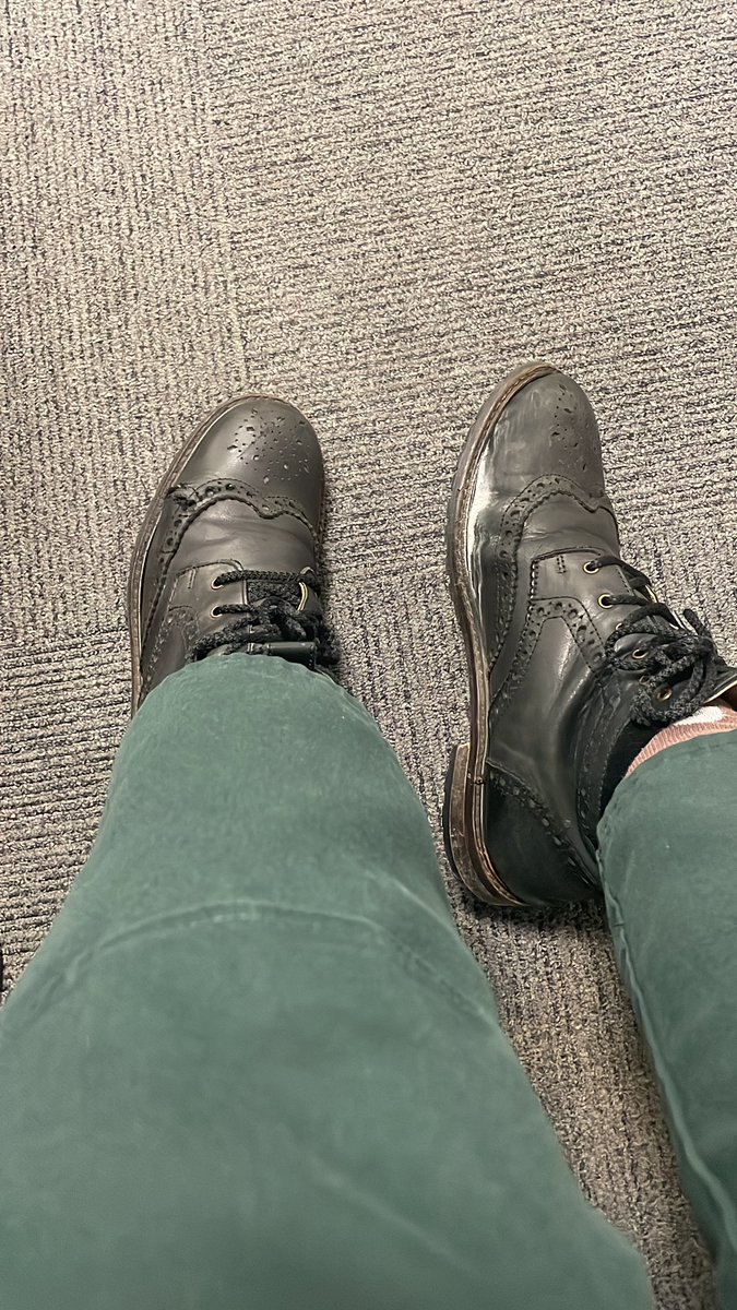 jakij's tweet photo. @lanxshoes I think today could be there last day bought when you were brand new and worn for work every day #lovemyshoes https://t.co/V3HORmZKbd