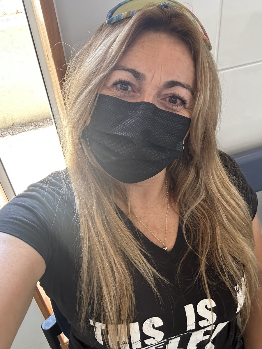 AmoralRunning's tweet photo. Acá esperando a la princesa ❤️ que tenia Doc 🙈 https://t.co/v1pUK0Ebsx