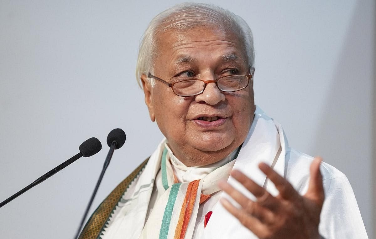 Anyone who is born in India, anyone who eats India's food, who drinks water from India's river is Hindu. Call me a Hindu 

: Kerala Governor Arif Mohammed Khan

x.com/i/spaces/1YpKk…