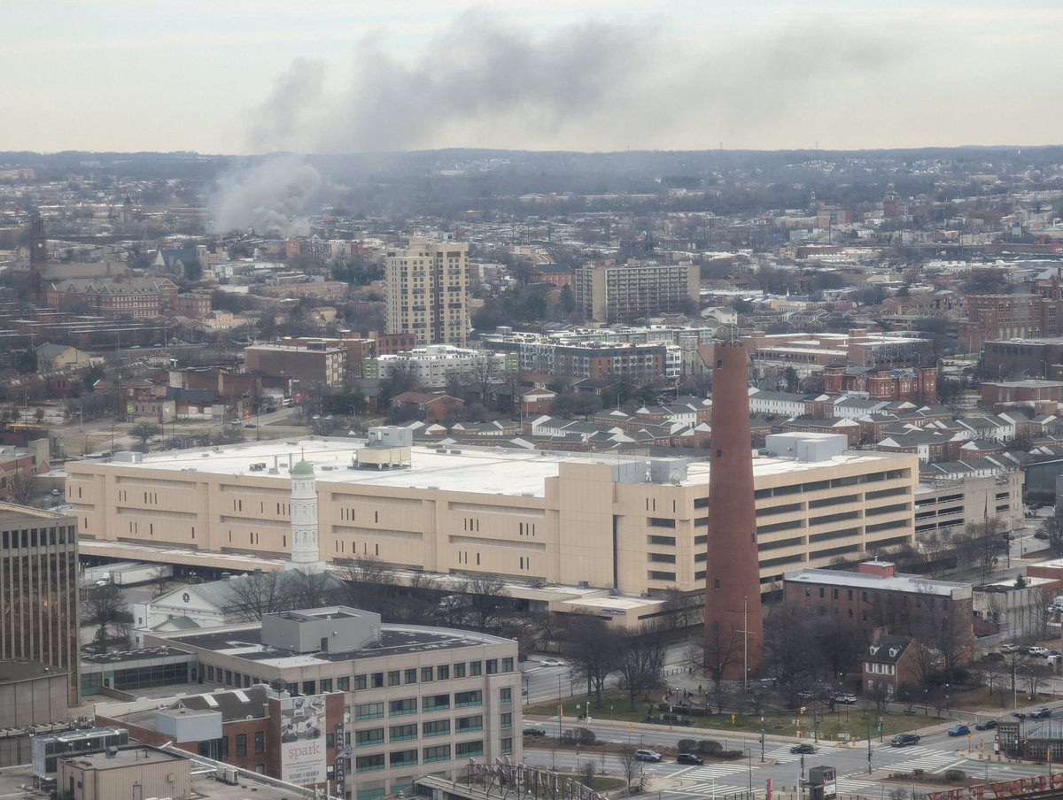 irwn's tweet photo. Uh, something seems on fire. #Baltimore https://t.co/tf1CeGUNMe