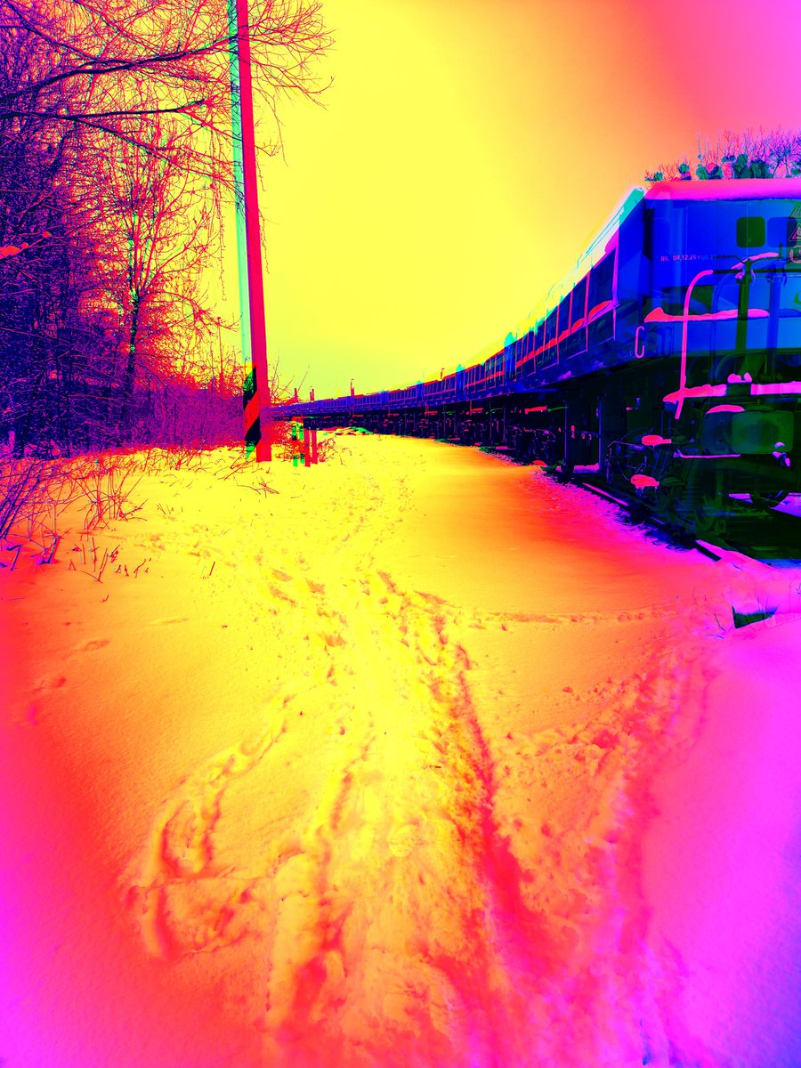 DavvviN_DavvviN's tweet photo. HyperRealities and HyperCore

#hyperrealism #hyperart #hyperreality 
#hypertexture #hyperpop
#art #drawing
#painting #blurs 
#abaddones #vibe 
#street #highlights 
#freak #liminality
#liminalspaces #hlures 
#making #artist 
#vissual #vission
#texture #me #stories #streetlight https://t.co/XQs0JDAUOM