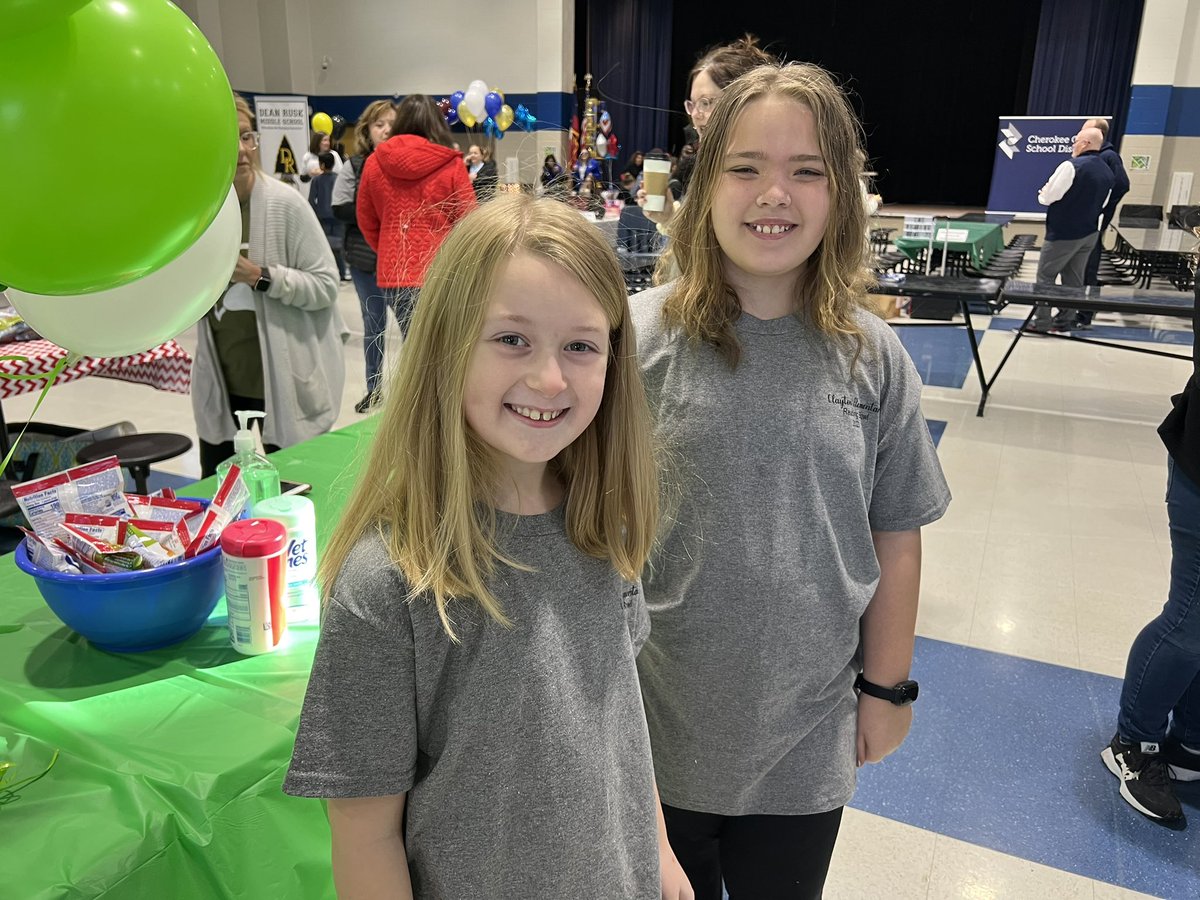 ingham_mrs's tweet photo. Reading Bowl Day!!! Go Cougars! #CCSDRB23 https://t.co/SBWaL2yx2C