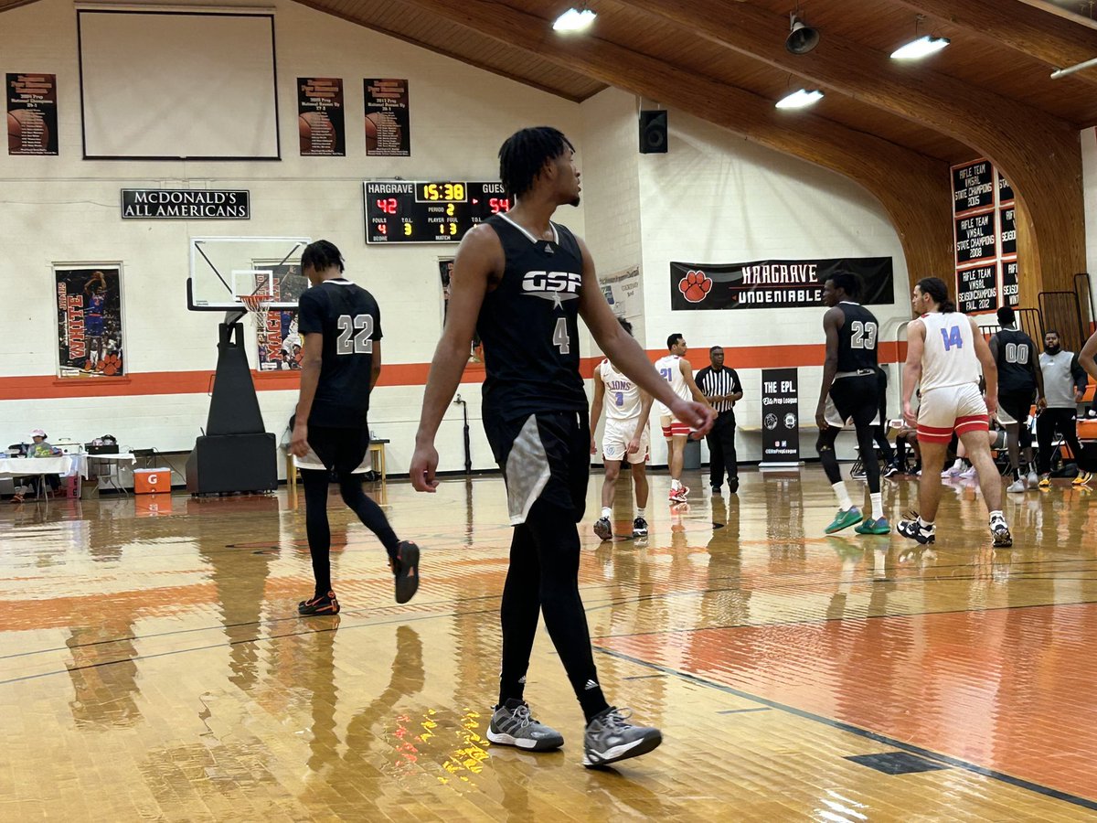 Standouts for @GSP_Bball vs. Busche Academy (88-73 W):
Jerry Deng-21P 5R 2A 2S (3 3PM)

Sherman Weathers-13P 4R 4A 3S

Terrence Brown-12P 6R 10A 2S

Tichyque Musaka-11P 17R 2S 3B

#RHMilitaryCircuit 