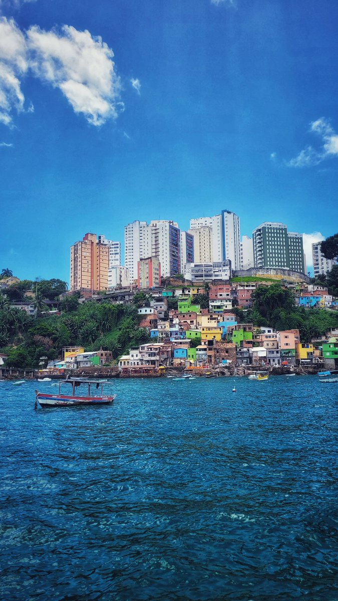 A Bahia,
Estação primeira do Brasil.