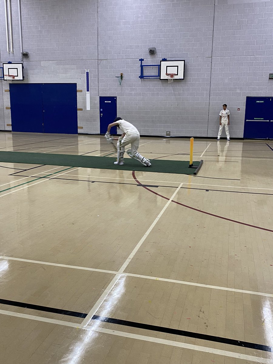 DFCALtd's tweet photo. Second game of Week 3 of the #DFCA #BYCL Under 15 Indoor Cricket League  at Orchard School. 
A great game being played between @RockhamptonRams and @FrenchayCC 
#indoorcricket #IDL #fun #development #outsideofschool #social https://t.co/h0nso5jOcY