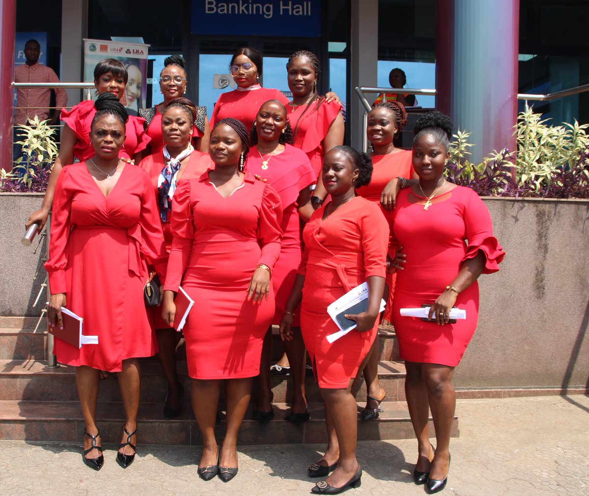 liberia_revenue's tweet photo. Official Induction of New Employees of the @liberia_revenue.
Congratulations and welcome to Team LRA.
#Service #Teamwork #Integrity #Commitment 
#MovingToBillions #TeamLRA https://t.co/BnMAj5jsfs
